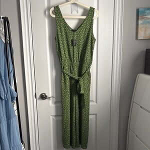 Green Sleeveless Jumpsuit